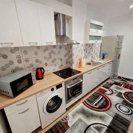 Appartamento Casa Feli Braşov Esterno foto